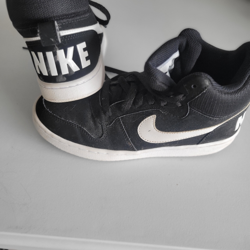 Nike shoes